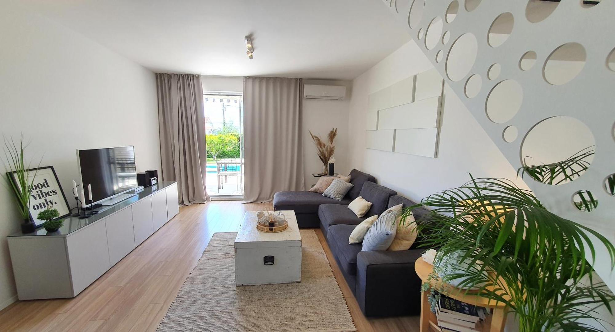 Villa Elysium - Beautiful Family House With Heated Pool Kastela Exterior photo